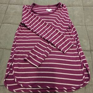 Market & Spruce knit top. Wine and gray stripes, ribbing on sides, rounded hem